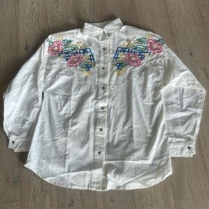 Embroidered White Men's Western Button-Down Shirt with Pink & Blue Floral Detail